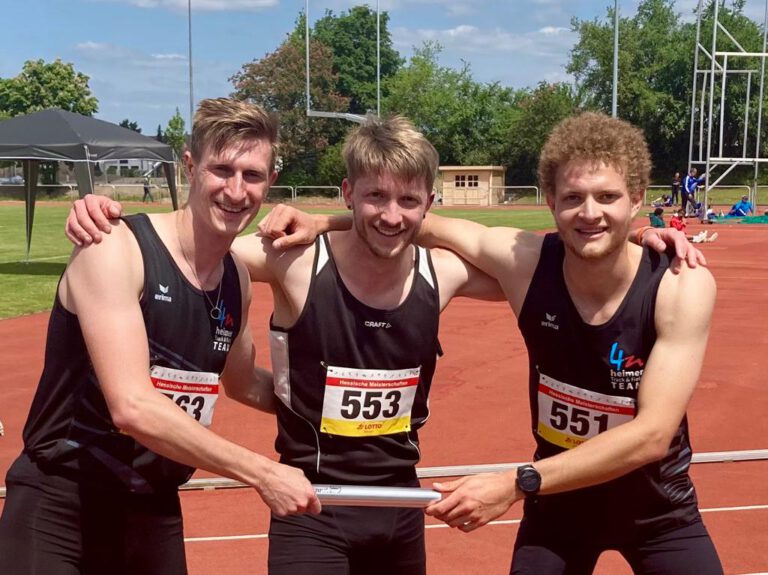 Die Viernheimer 3x1000m Staffel mit Marc Soh, Fabian Köhlert und Nicolas Honsowitz lief bei den Hessischen Staffelmeisterschaften auf Rang fünf. (Foto: Caren Münchenbach)